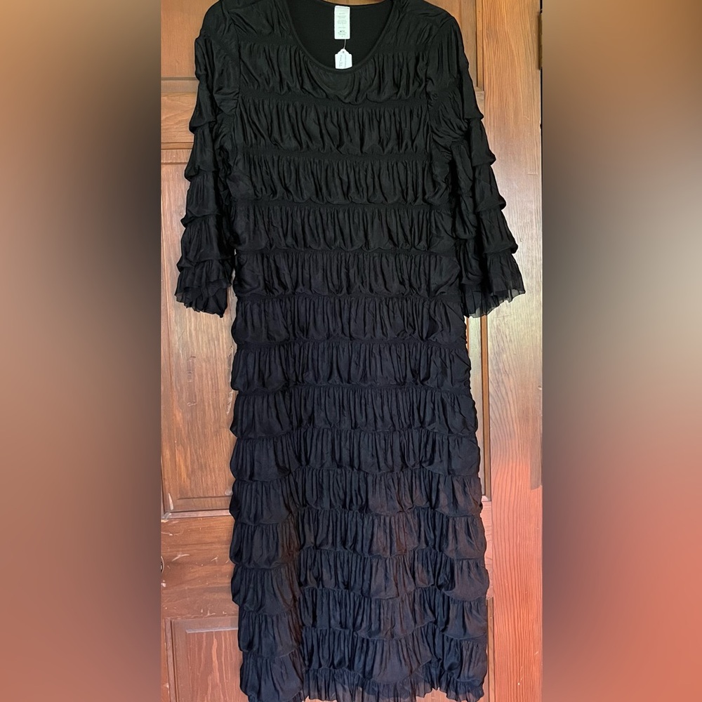 Black Ruffled Tiered Women’s Dress Size Small Brand New!